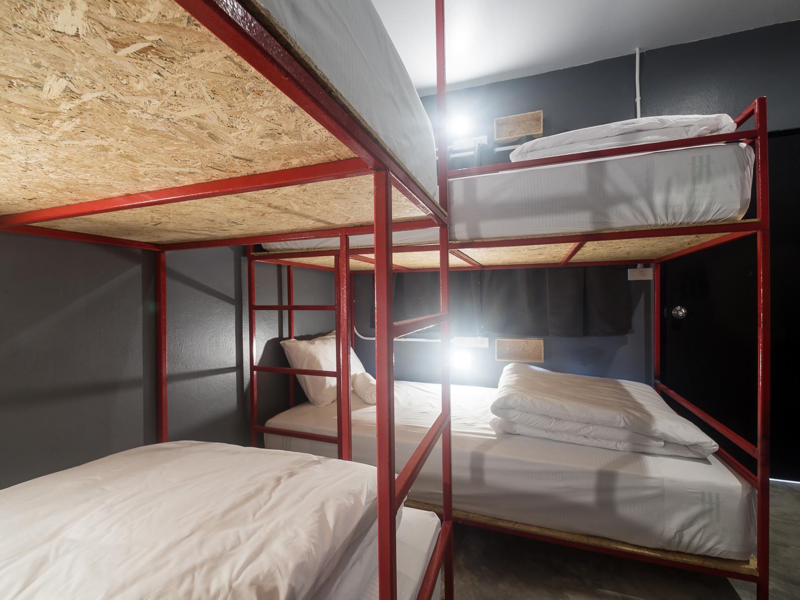 Bed Hostel Пхукет Екстер'єр фото