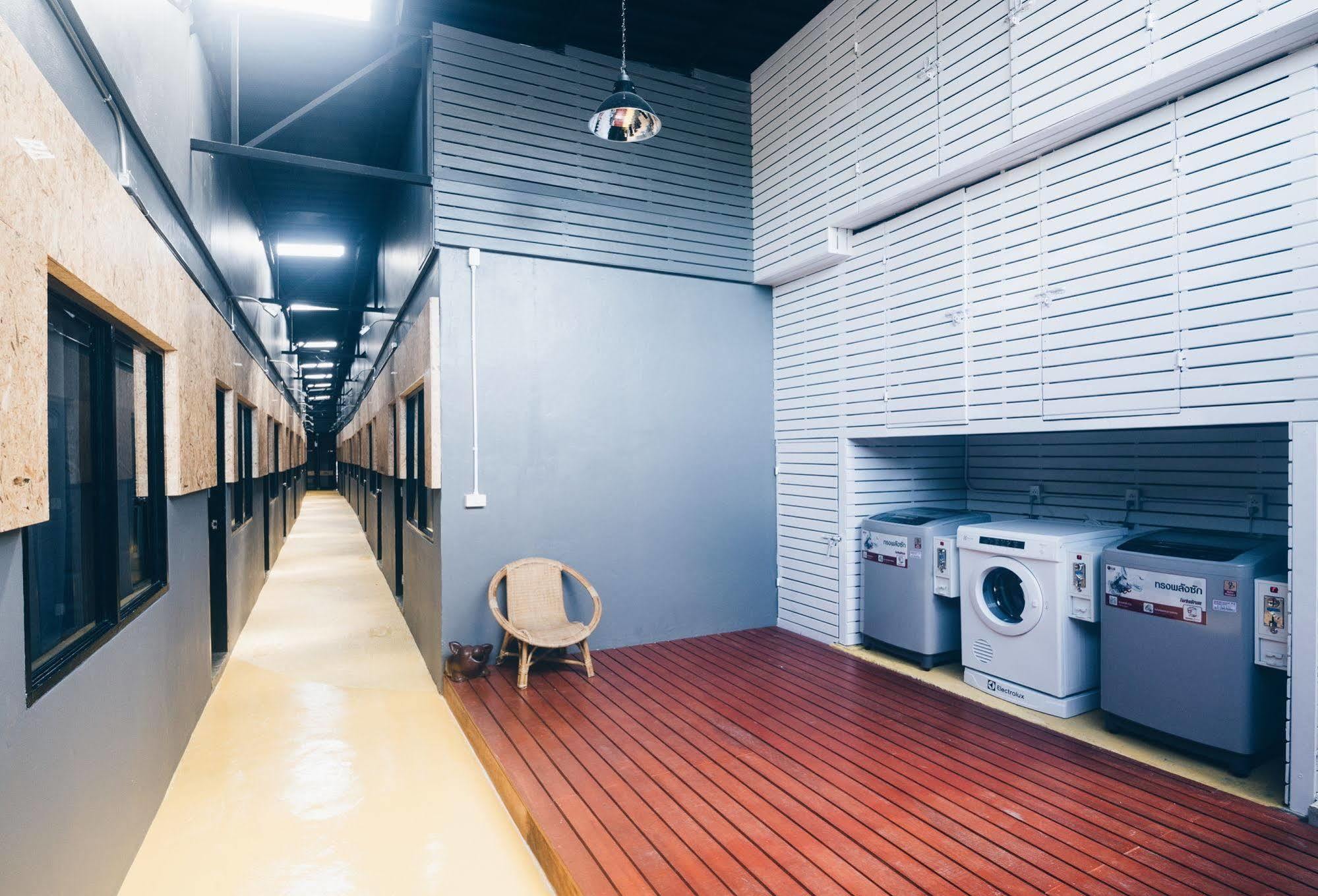 Bed Hostel Пхукет Екстер'єр фото